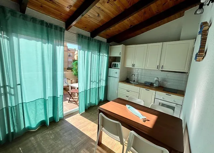 Denia, Playa Y Ciudad * デニア